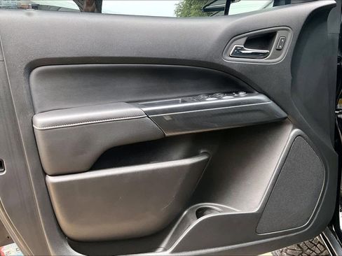 Used 2022 GMC Canyon AT4 w/ Trailering Package image 19