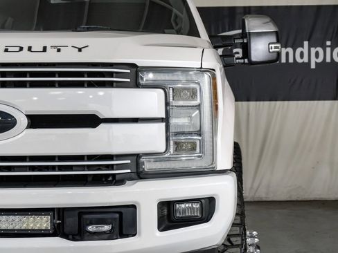 Used 2017 Ford F350 Lariat w/ Lariat Ultimate Package image 42