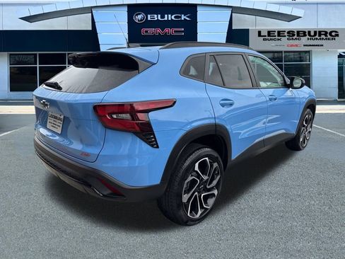 Used 2024 Chevrolet Trax RS w/ Sunroof Package image 7