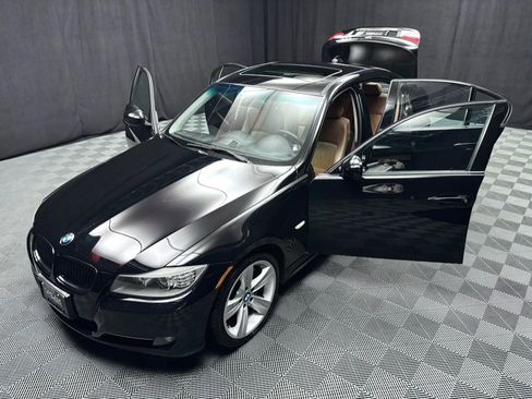 Used 2010 BMW 335i Sedan image 18