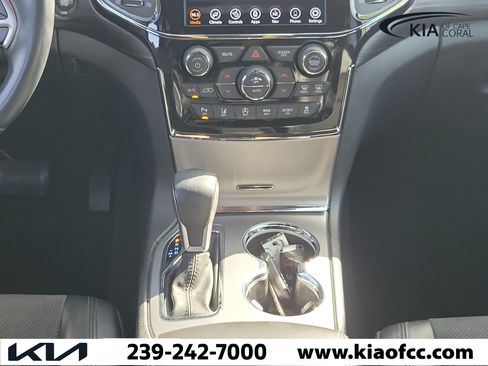 Used 2021 Jeep Grand Cherokee Laredo X RWD image 20