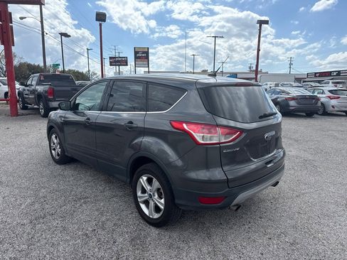 Used 2016 Ford Escape SE image 7