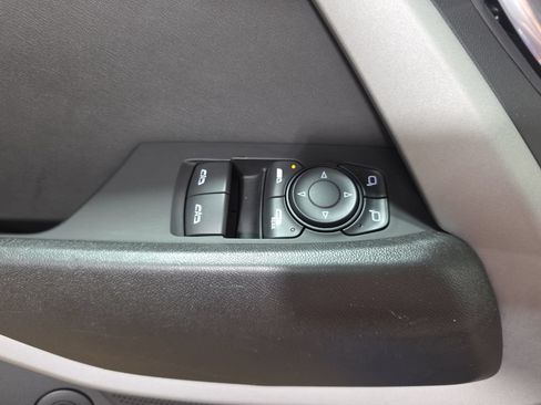 Used 2021 Chevrolet Camaro LT RWD image 26