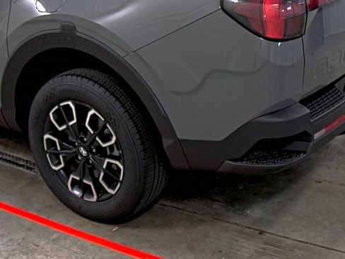 Used 2024 Hyundai Santa Cruz SEL w/ Activity Package image 9