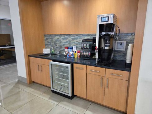 Used 2017 Ford F350 XLT w/ XLT Value Package image 43