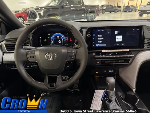 New 2026 Toyota Camry SE AWD/4WD image 27
