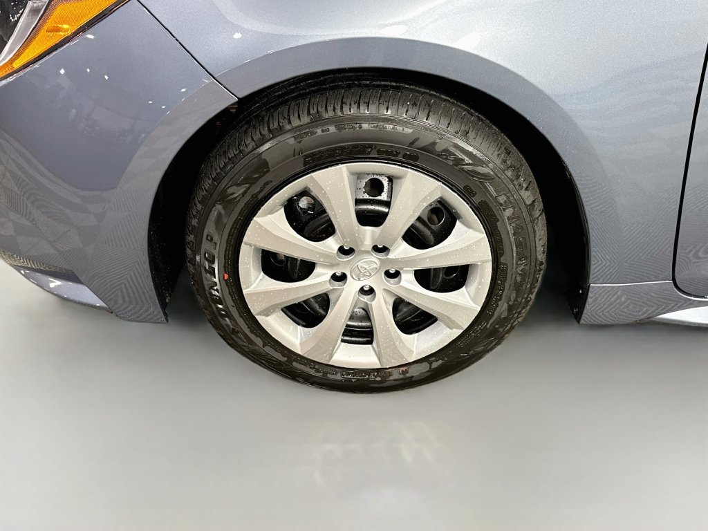 New 2027 Toyota Corolla LE FWD image 4