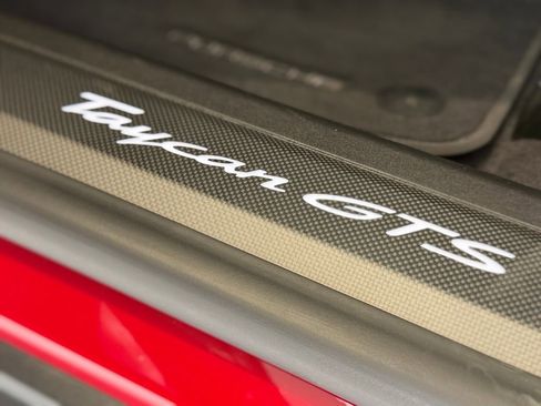 Certified 2025 Porsche Taycan GTS AWD/4WD image 22