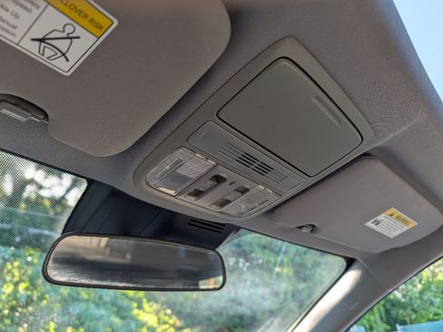 Used 2018 Honda CR-V EX image 17