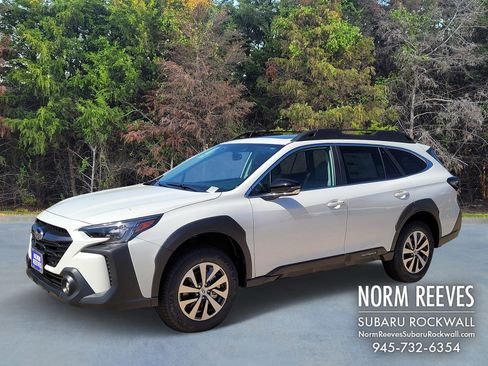Used 2025 Subaru Outback Premium image 1