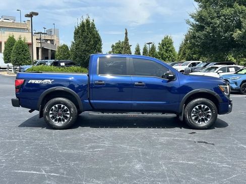 Used 2023 Nissan Titan PRO-4X w/ Pro-4x Convenience Package AWD/4WD image 3