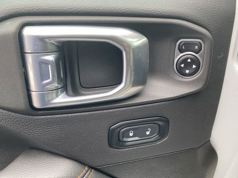 Used 2023 Jeep Gladiator Mojave w/ LED Lighting Group image 26