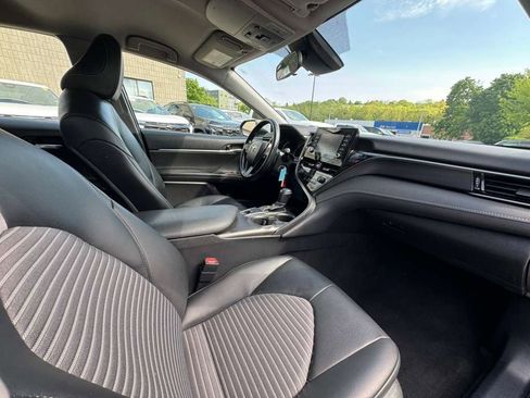 Used 2021 Toyota Camry SE AWD/4WD image 16