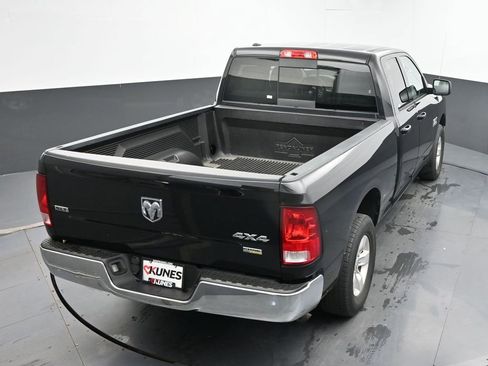 Used 2018 RAM 1500 Classic SLT AWD/4WD image 21