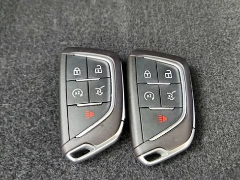 Used 2024 Cadillac Lyriq Luxury AWD/4WD image 79