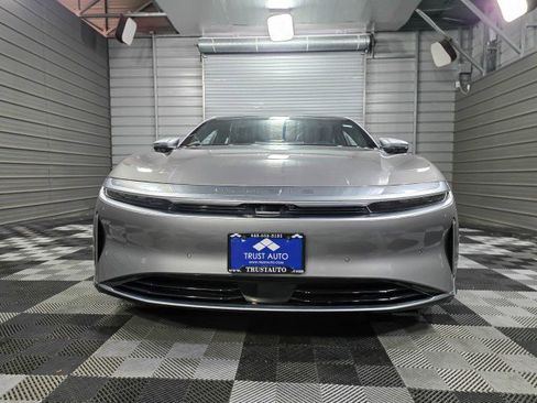 Used 2023 Lucid Air Grand Touring image 3