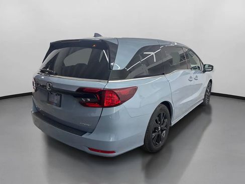 Used 2023 Honda Odyssey Sport image 10