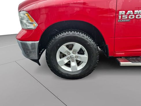 Used 2021 RAM 1500 Classic SLT AWD/4WD image 38