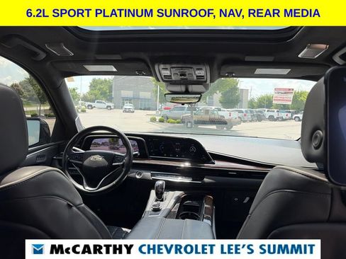 Used 2022 Cadillac Escalade ESV Sport Platinum w/ LPO, ONYX Package AWD/4WD image 41