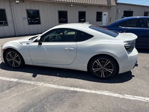 Used 2015 Scion FR-S RWD image 2