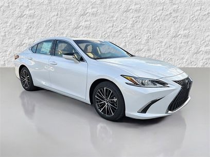 New 2025 Lexus ES 350 w/ Premium Package