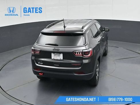 Used 2022 Jeep Compass Trailhawk w/ Trailhawk Convenience Group AWD/4WD image 42