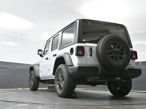 New 2026 Jeep Wrangler Unlimited Sport AWD/4WD image 43