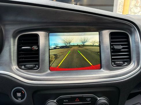 Used 2018 Dodge Charger R/T image 41