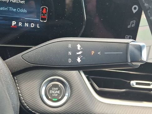 Certified 2026 Chevrolet Equinox LT AWD/4WD image 14