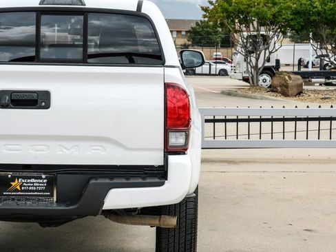 Used 2020 Toyota Tacoma SR w/ SR Convenience Package RWD image 47