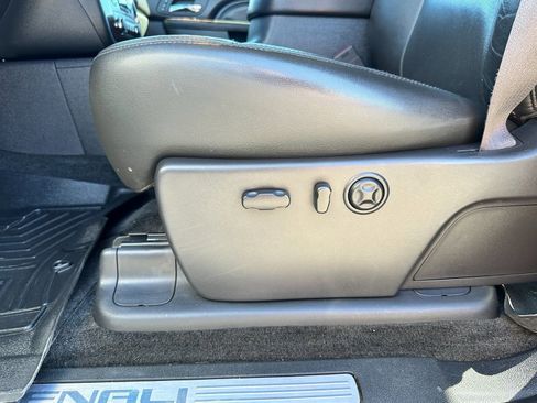 Used 2013 GMC Sierra 3500 Denali image 12