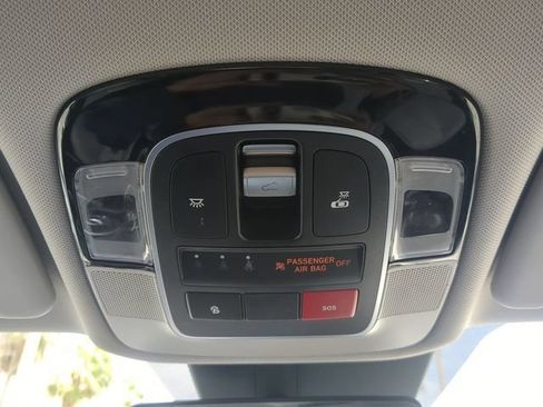 Used 2024 Hyundai Tucson Limited FWD image 24