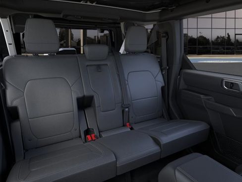 New 2026 Ford Bronco Outer Banks AWD/4WD image 11