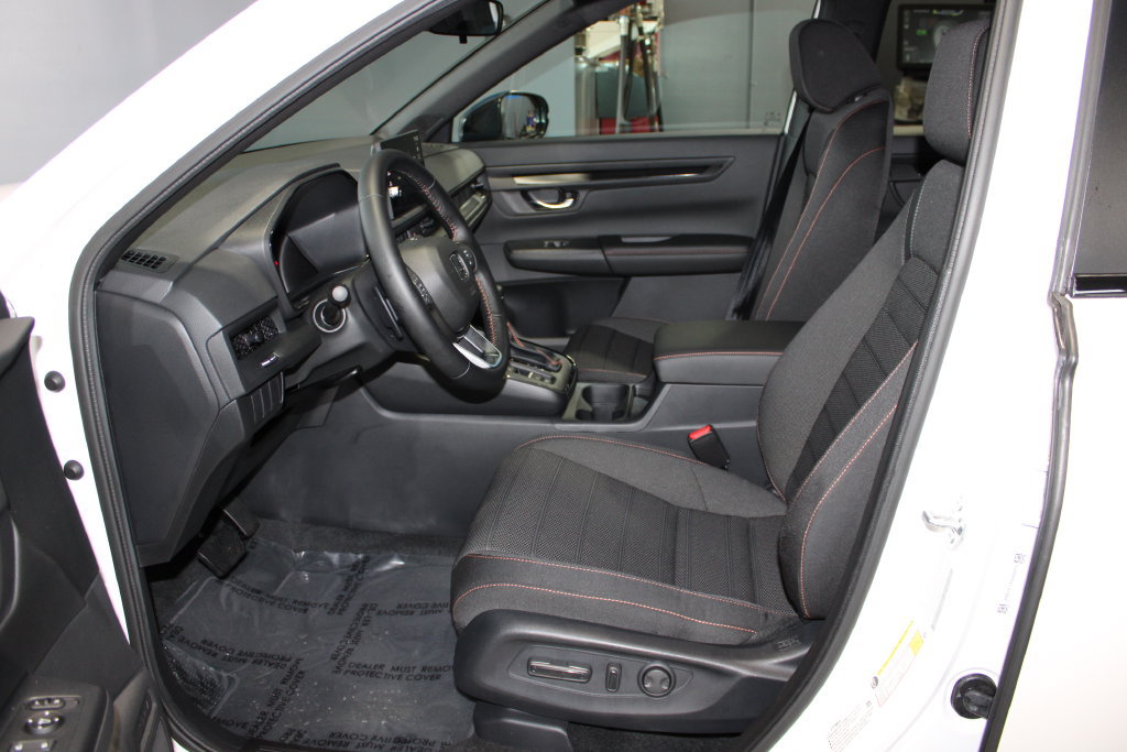 Certified 2026 Honda CR-V Sport image 6