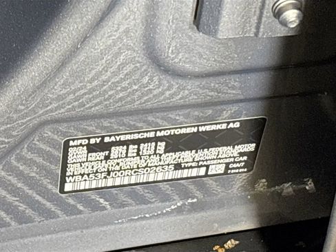 Used 2024 BMW 530i xDrive w/ Premium Package image 26