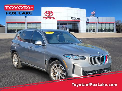 Used 2025 BMW X5 xDrive40i w/ Premium Package image 1