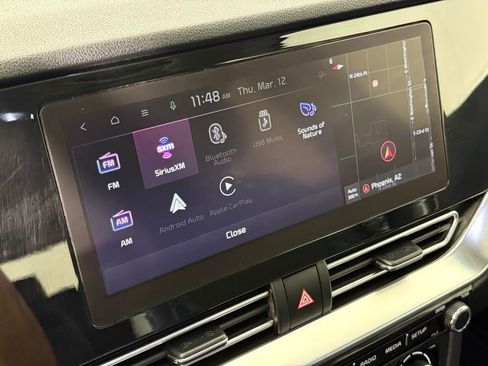 Used 2022 Kia Niro EX Premium image 27