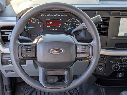 Used 2024 Ford F250 XL w/ XL Chrome Package image 30