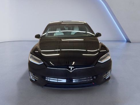 Used 2016 Tesla Model X P100D image 2