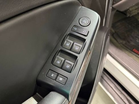 Used 2015 GMC Yukon SLE w/ Convenience Package AWD/4WD image 12