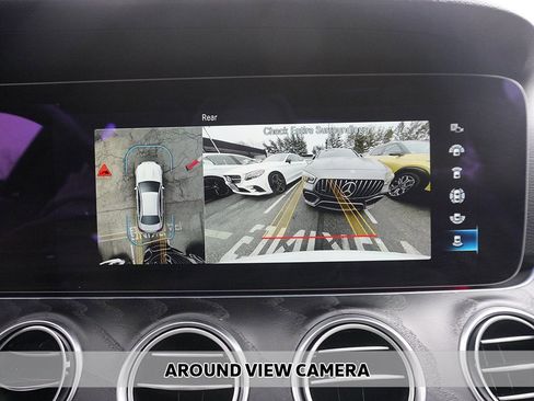 Used 2022 Mercedes-Benz E 450 4MATIC Sedan image 7