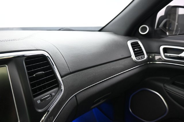 Used 2014 Jeep Grand Cherokee SRT AWD/4WD image 19