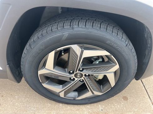 Used 2023 Hyundai Tucson Limited image 64