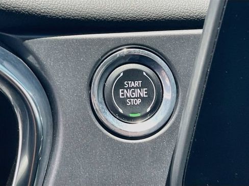 Used 2024 Chevrolet Blazer LT w/ Convenience Package FWD image 19