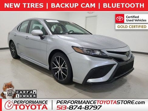 Certified 2024 Toyota Camry SE FWD image 1