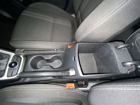 Used 2024 Hyundai Venue SEL FWD image 20