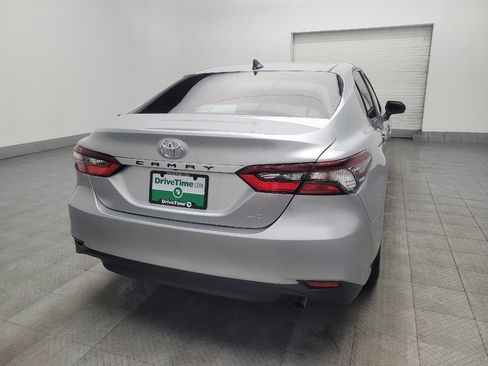 Used 2022 Toyota Camry LE FWD image 7