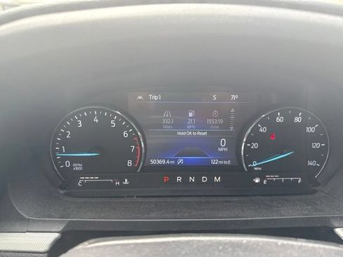 Used 2021 Ford Explorer XLT w/ Equipment Group 202A AWD/4WD image 13