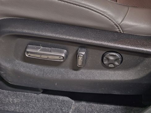 Used 2022 Honda CR-V Touring image 21