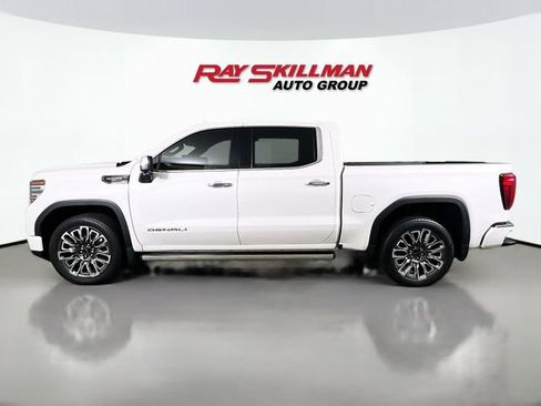 Used 2023 GMC Sierra 1500 Denali Ultimate AWD/4WD image 4